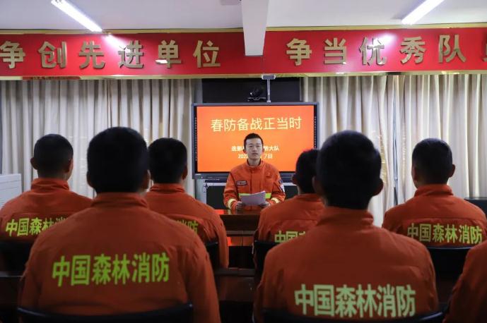 在移動餐廳帳篷里聚會體驗怎么樣?